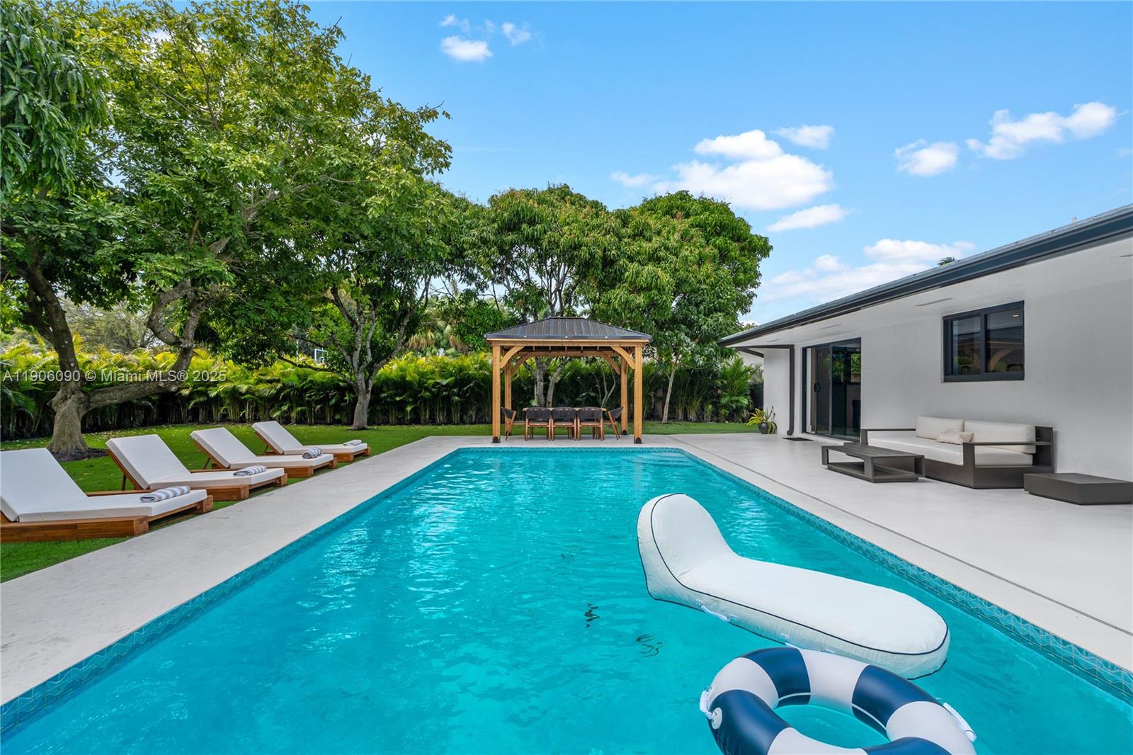 MARIES PINE ESTATES - Residential Lease