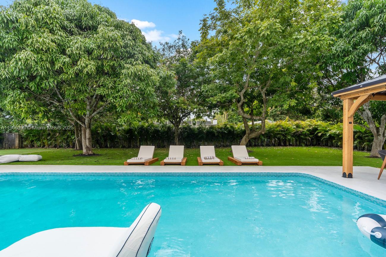 MARIES PINE ESTATES - Residential Lease