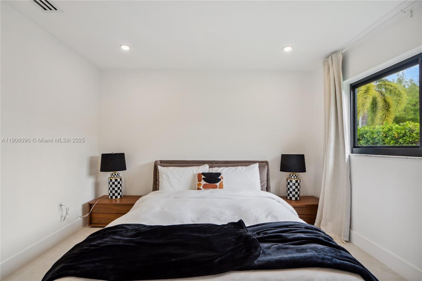 MARIES PINE ESTATES - Residential Lease