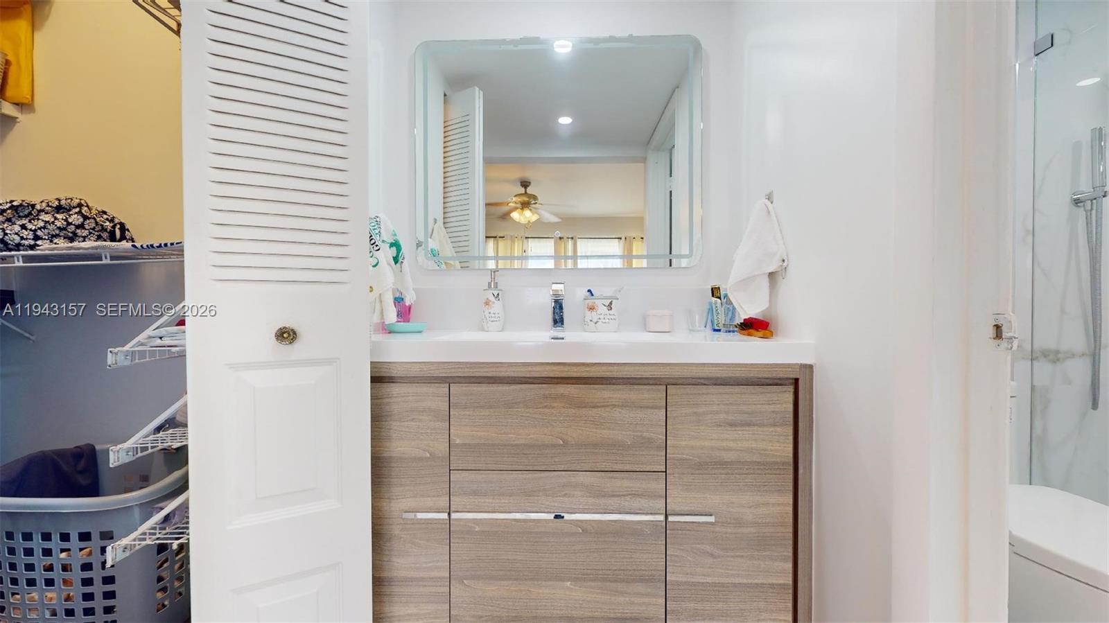 ORIOLE GOLF & TENNIS CLUB - Residential