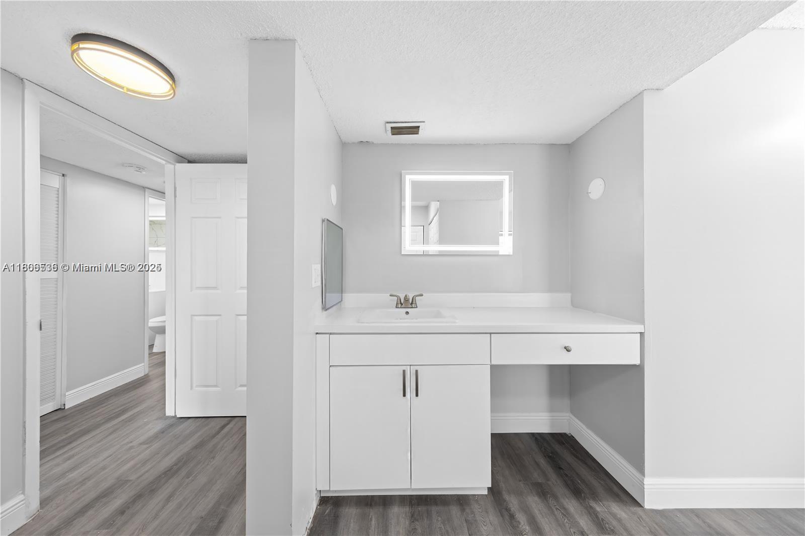 INTERNATIONAL VILLAGE AT - Residential Lease