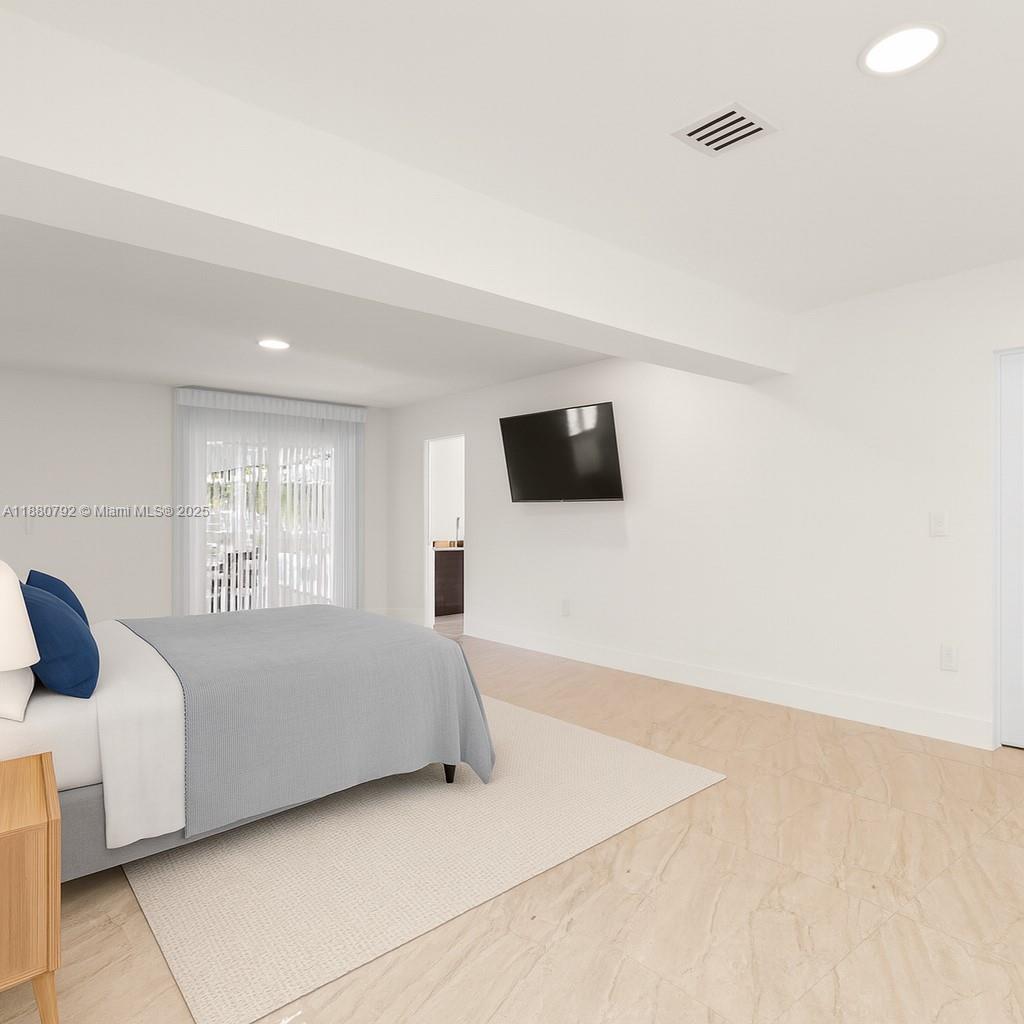 COUNTRY CLUB OF MIAMI EST - Residential Lease