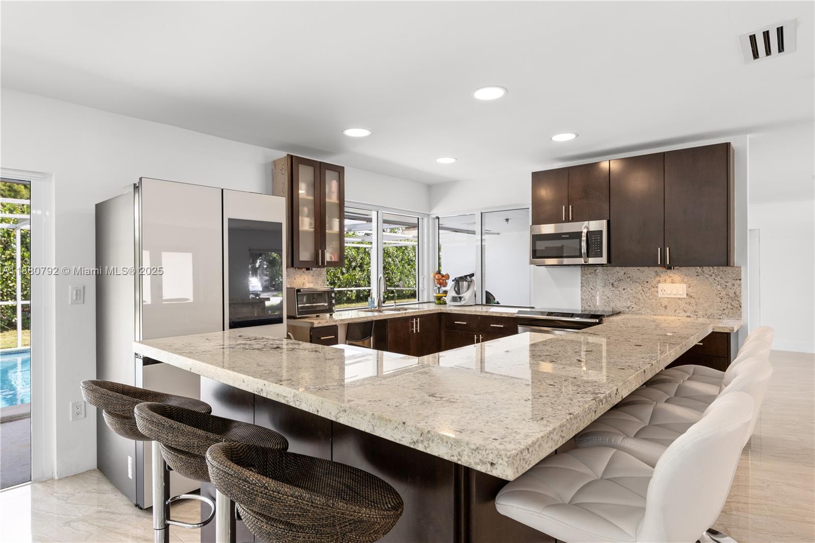COUNTRY CLUB OF MIAMI EST - Residential Lease