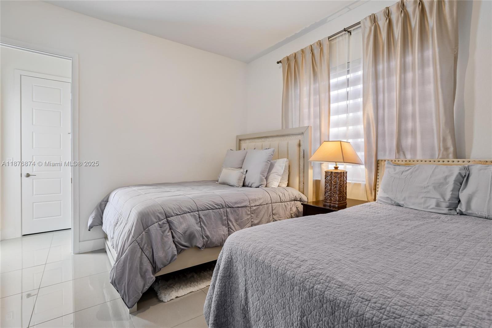 Cascata at Miralago - Residential