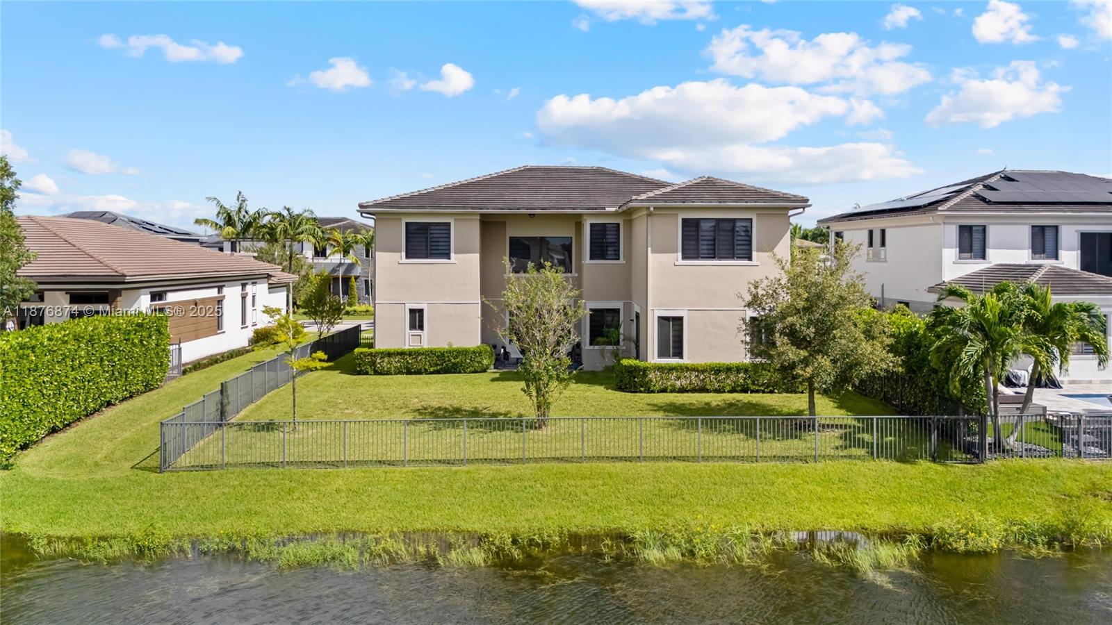 Cascata at Miralago - Residential