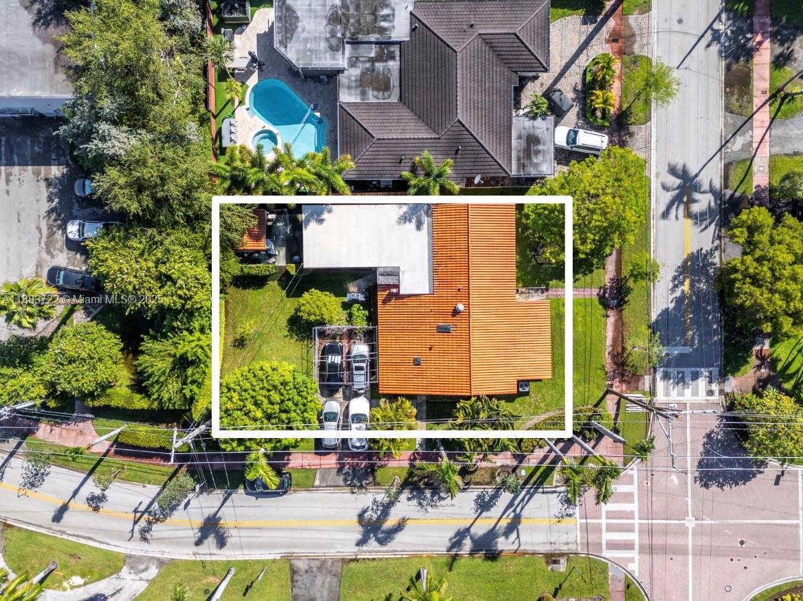 View photos, virtual tours, details... 995 S Shore Dr
