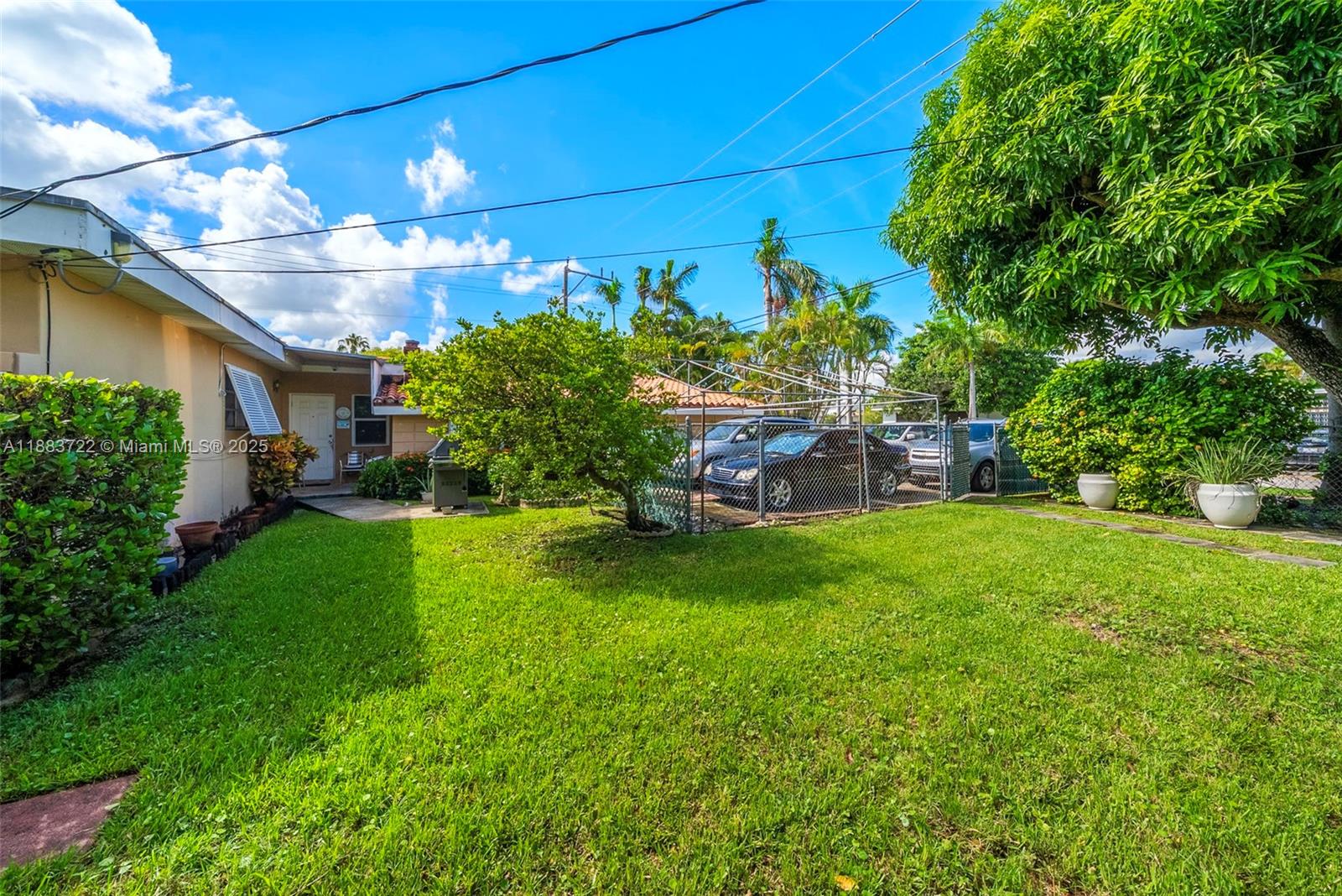 View photos, virtual tours, details... 995 S Shore Dr