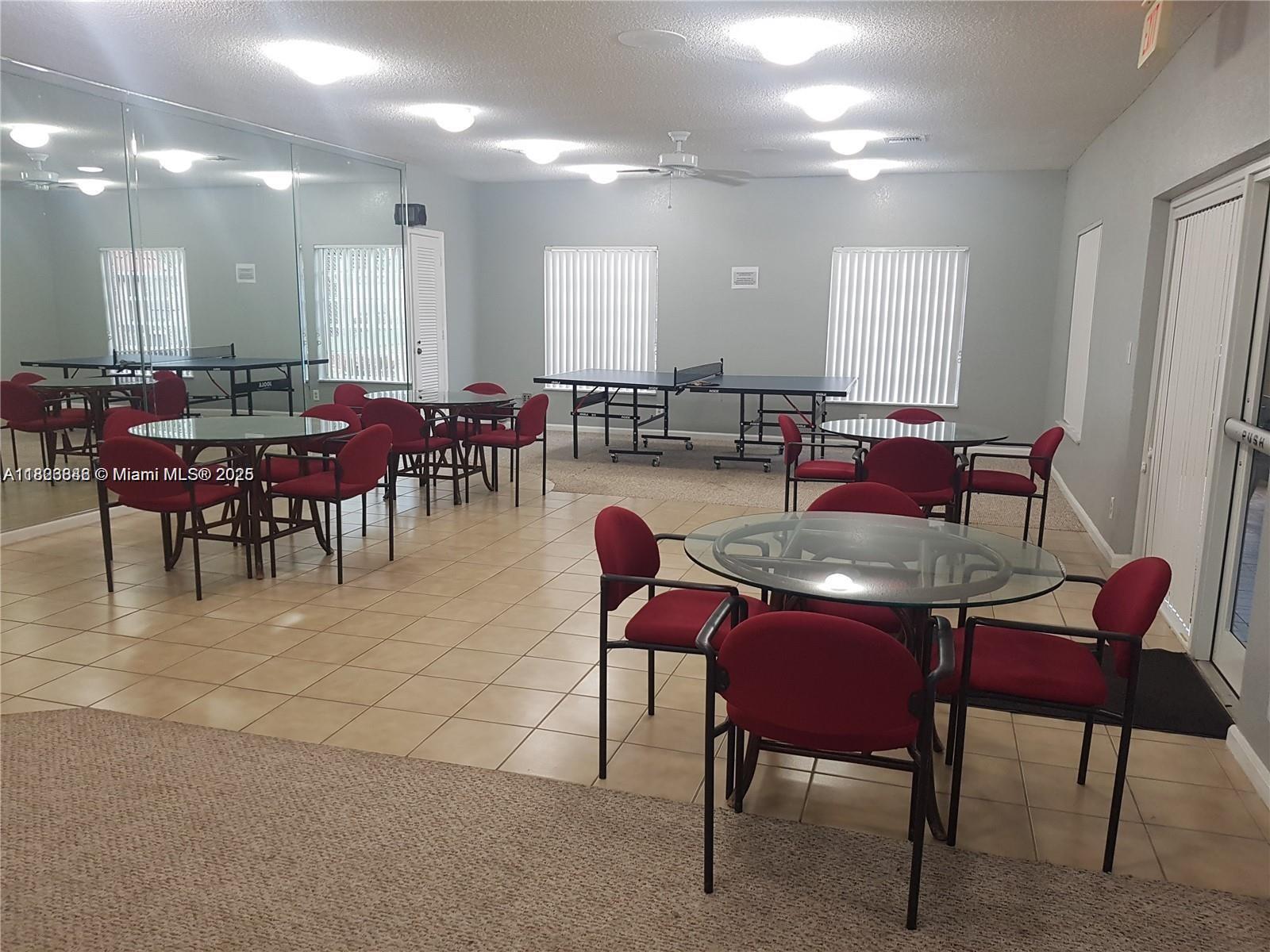 BARCELONA CONDO NORTH BLD - Residential