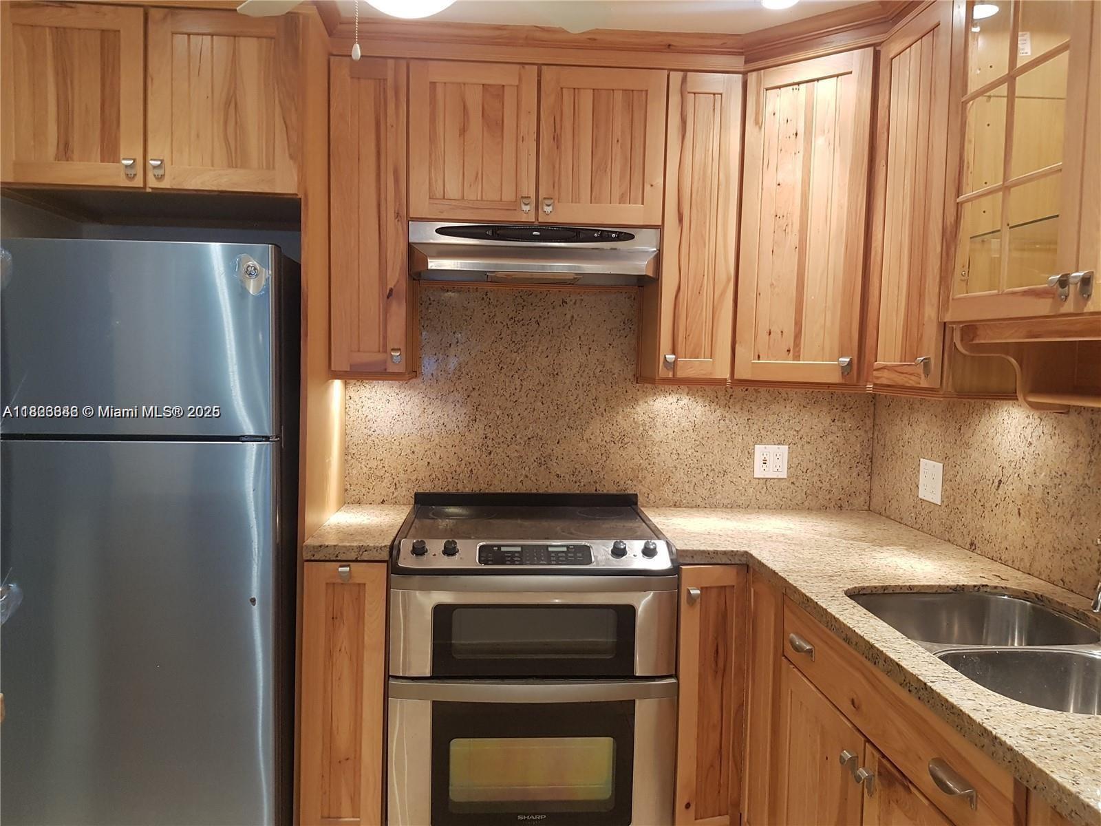 253 S Cypress Rd 237
