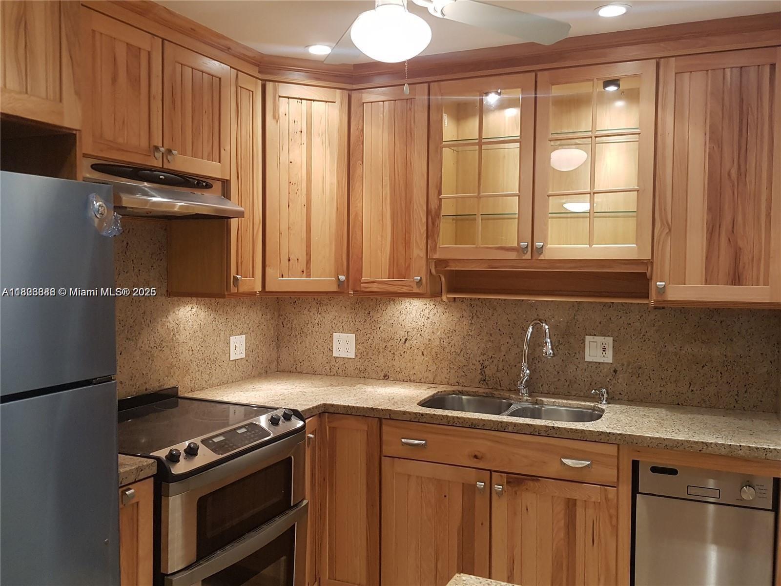 253 S Cypress Rd 237