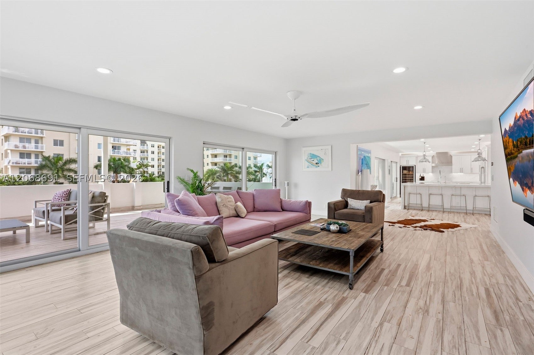 1700 SE 15th St 401