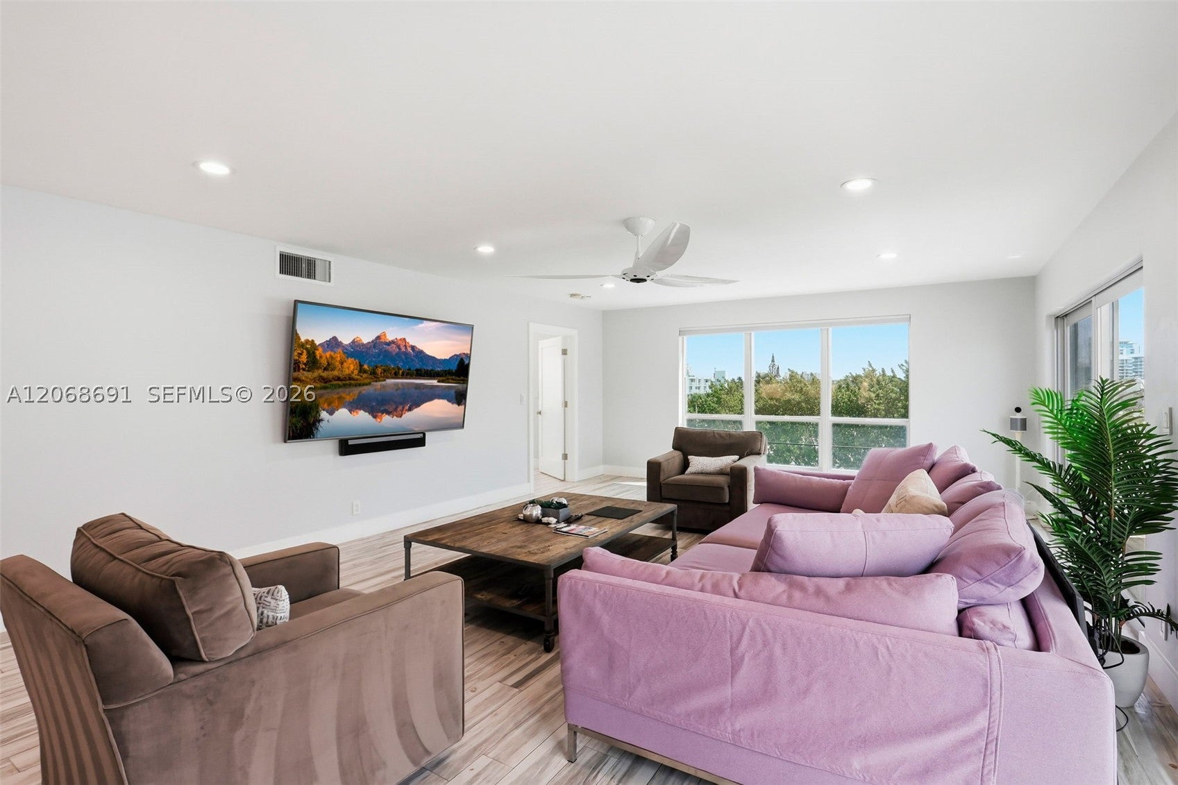 1700 SE 15th St 401