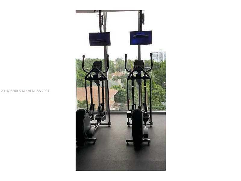 BAY HOUSE MIAMI CONDO - Residential