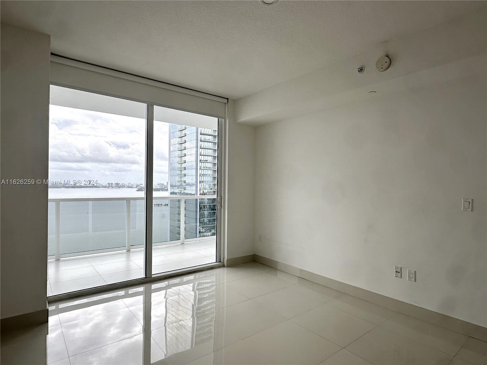 BAY HOUSE MIAMI CONDO - Residential