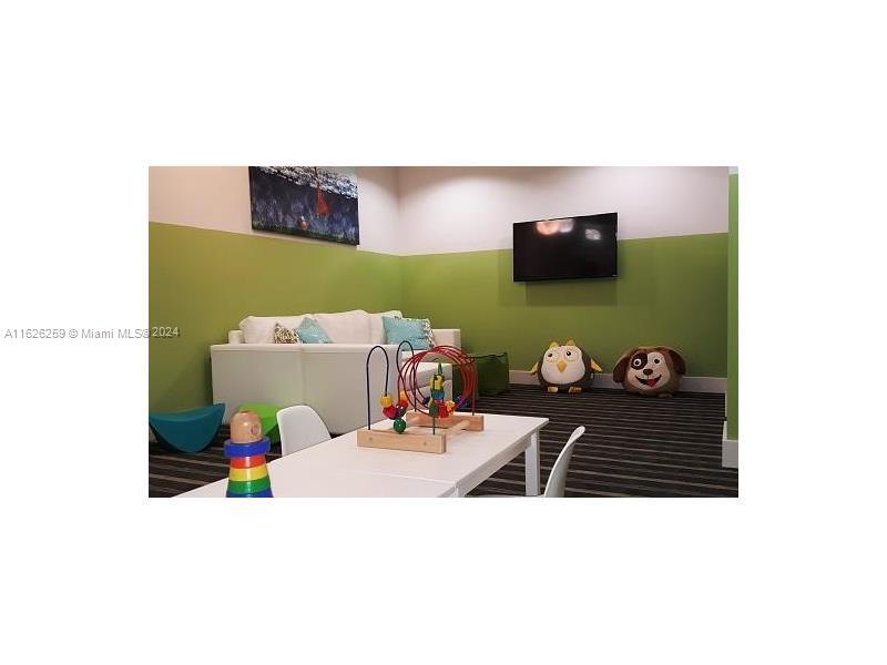 BAY HOUSE MIAMI CONDO - Residential