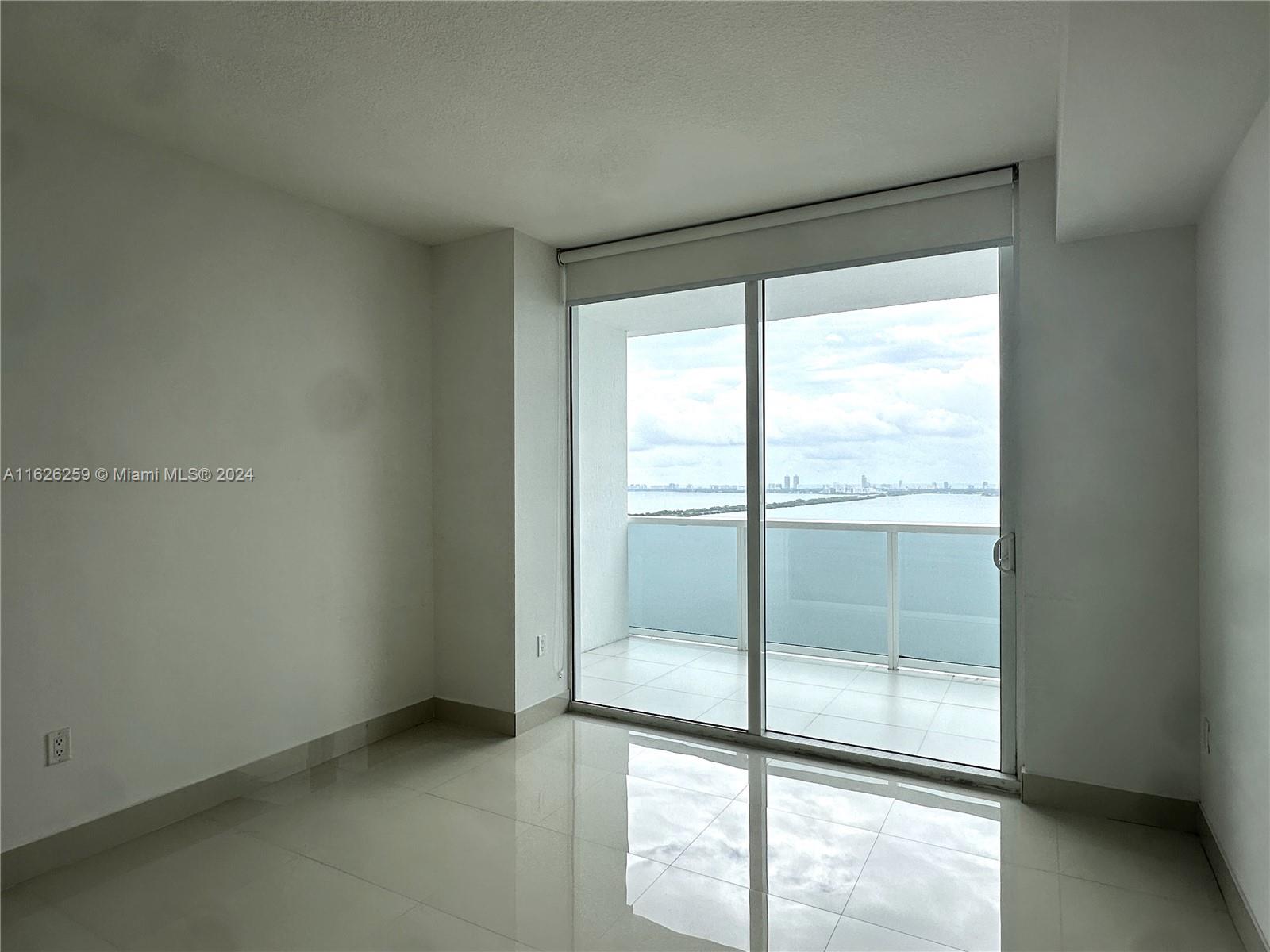 BAY HOUSE MIAMI CONDO - Residential