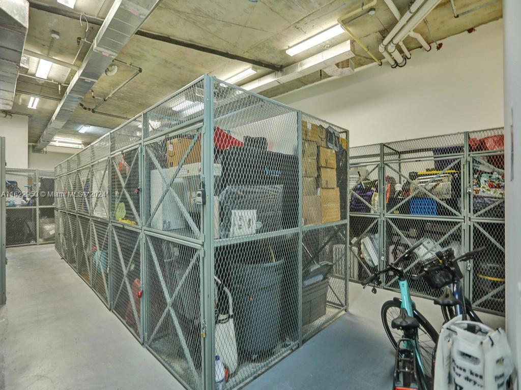 ECHO CONDO - Residential Lease