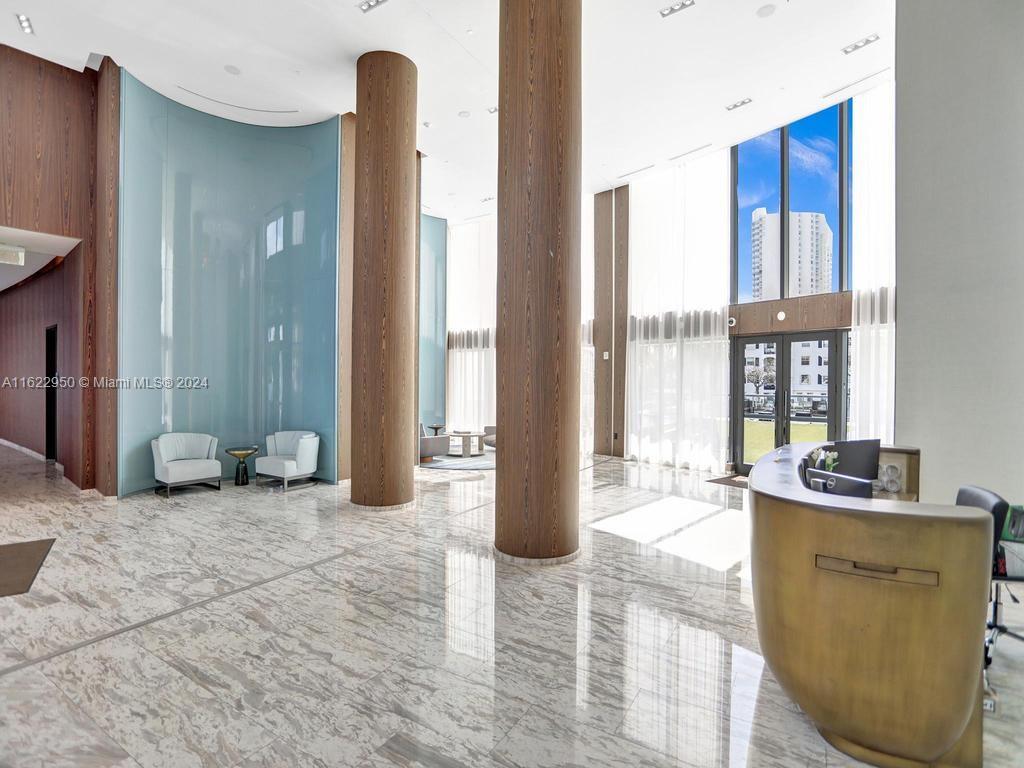 ECHO CONDO - Residential Lease