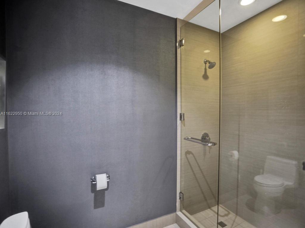 ECHO CONDO - Residential Lease