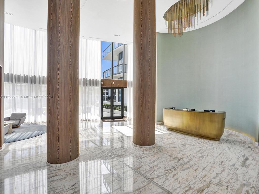 ECHO CONDO - Residential Lease