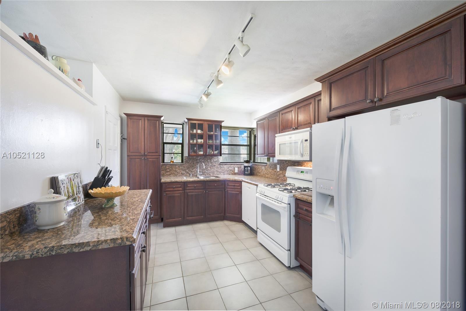 KENDALL HEIGHTS - Residential