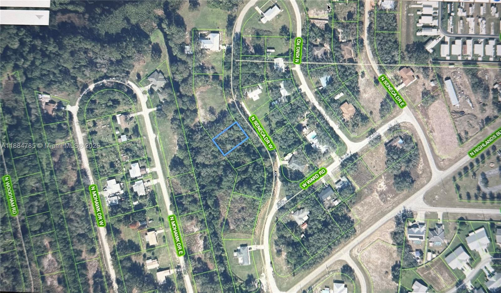 AVON PARK LAKES - Land