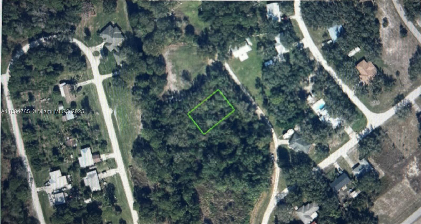 AVON PARK LAKES - Land