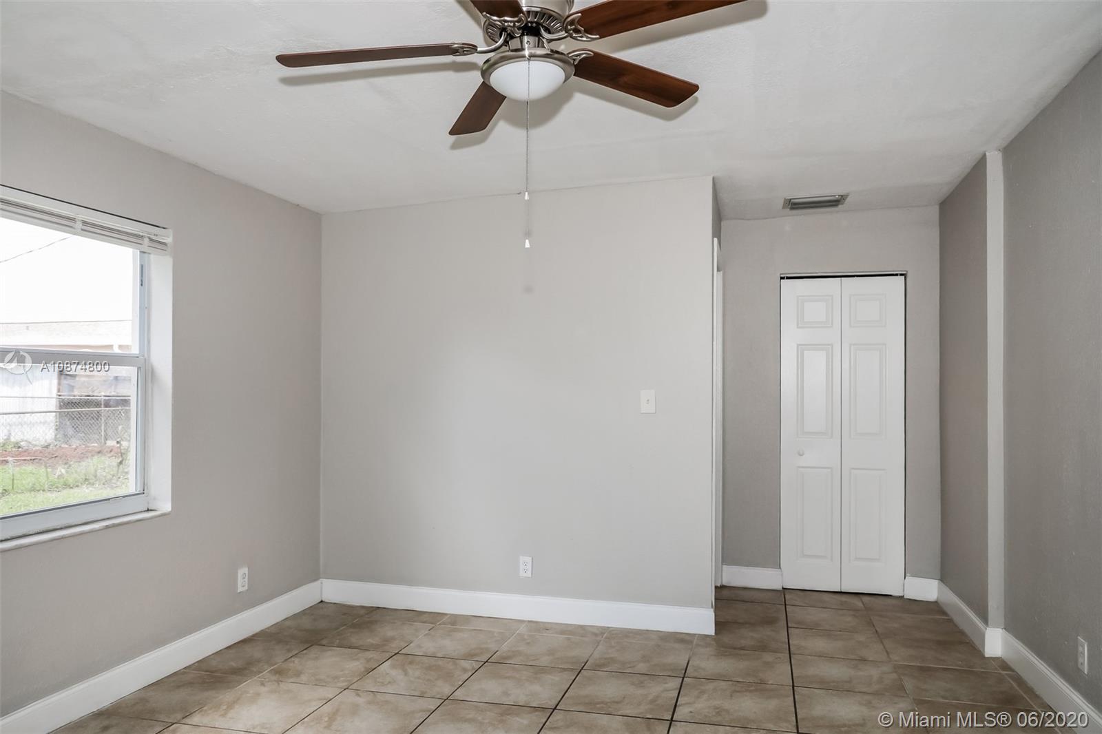 SUNRISE GOLF VILLAGE SEC - Residential Lease