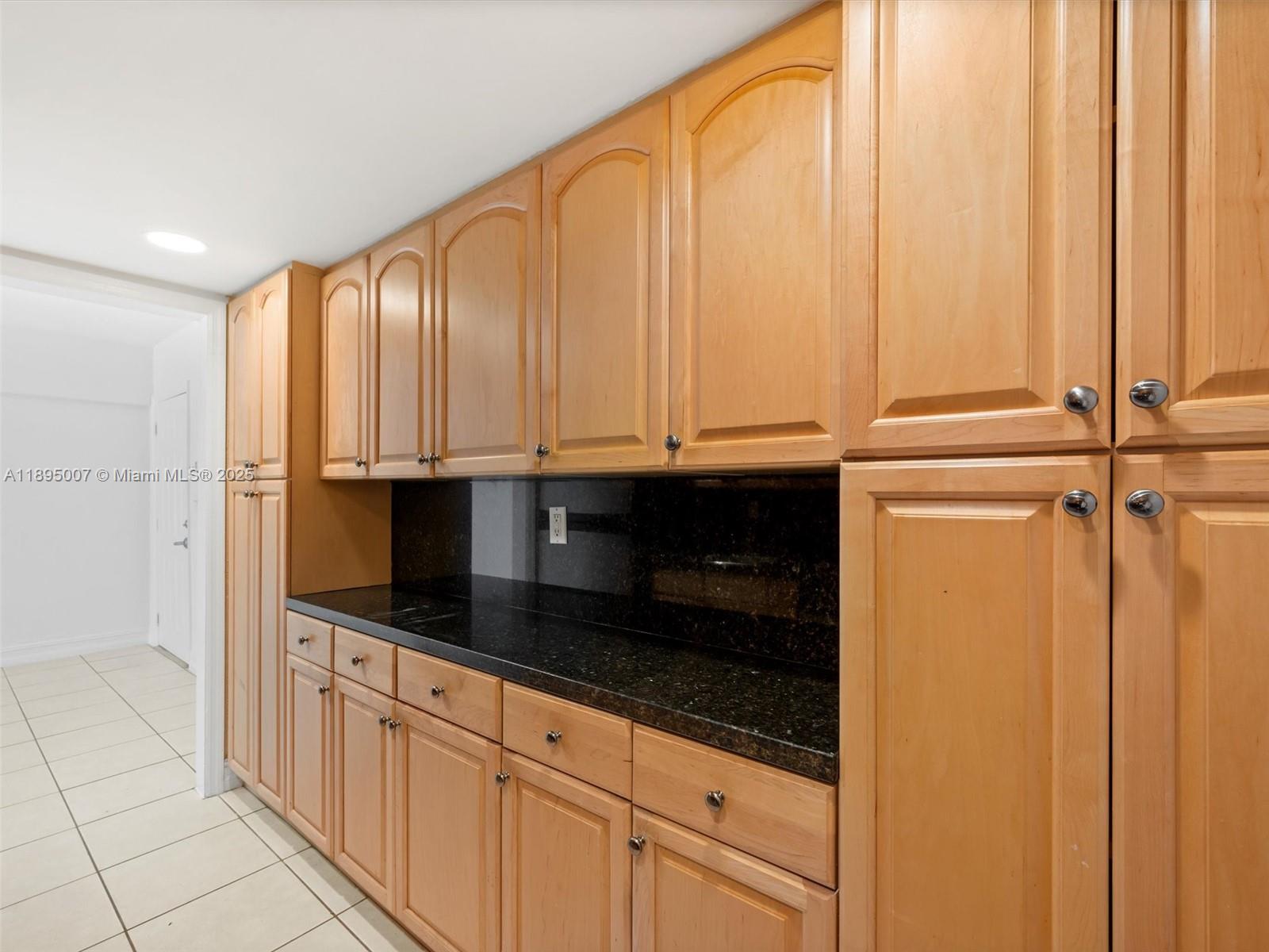 KEY ISLANDER CONDO - Residential