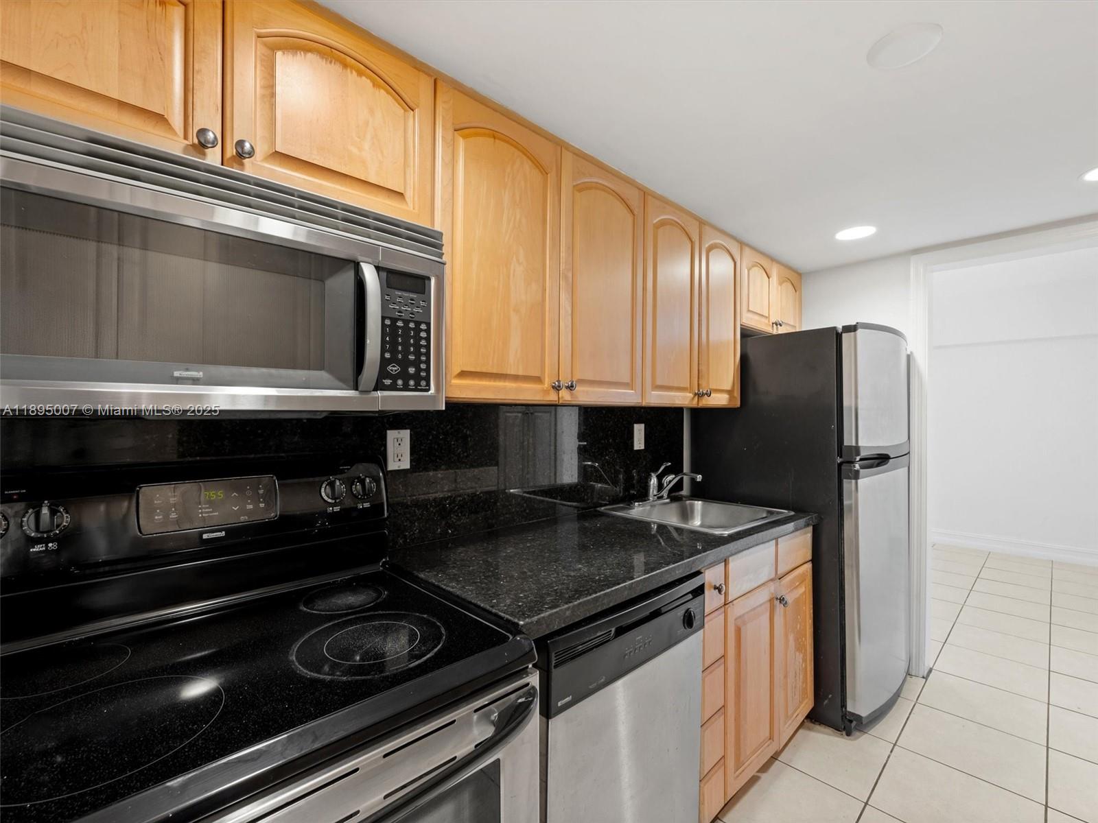 KEY ISLANDER CONDO - Residential
