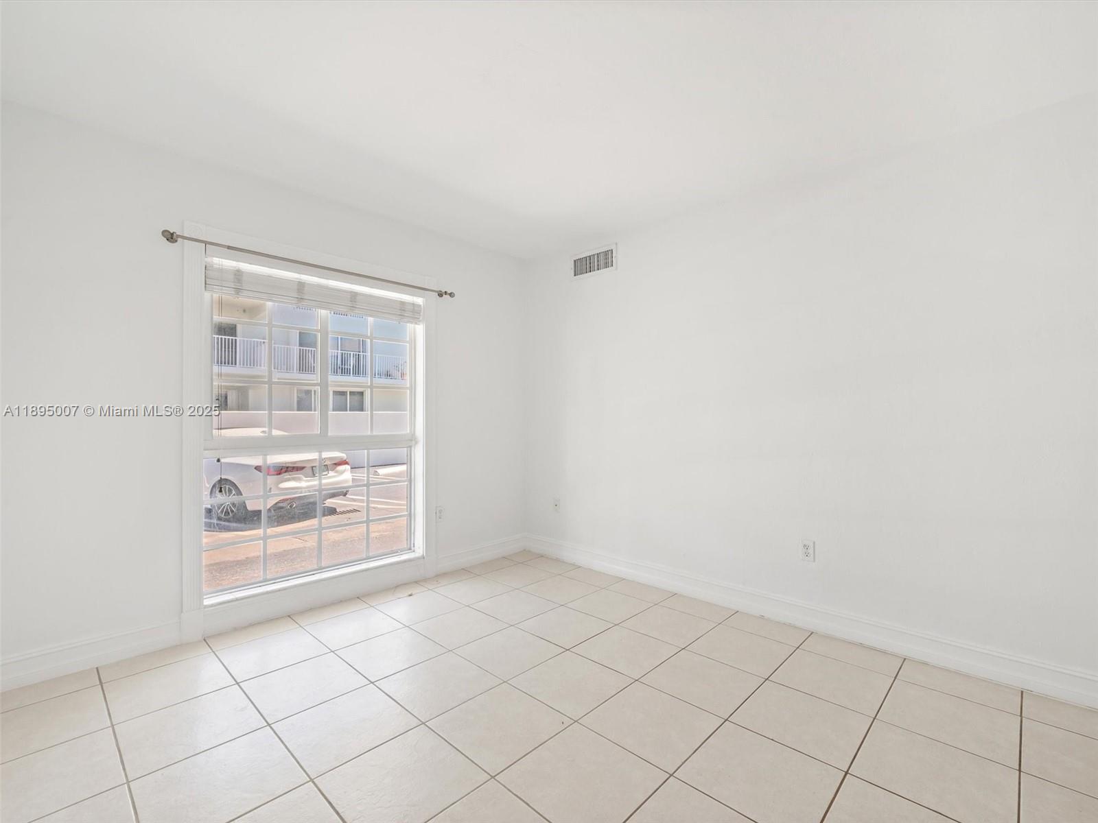 KEY ISLANDER CONDO - Residential
