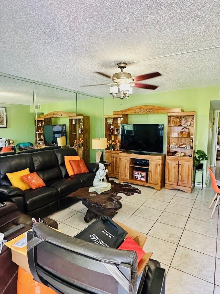 KINGSLEY AT CENTURY VILLA - Residential