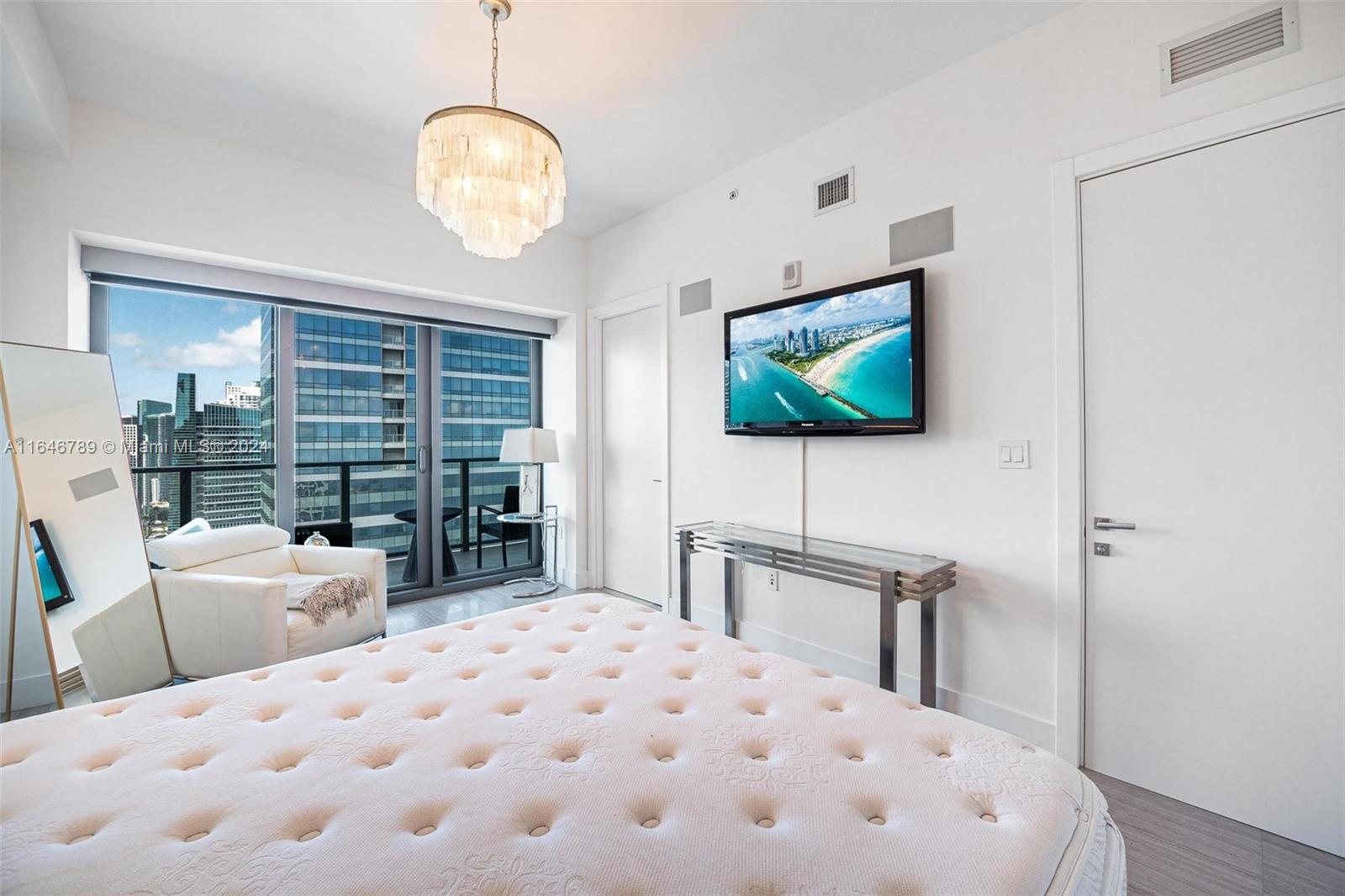 ECHO BRICKELL CONDO - Residential