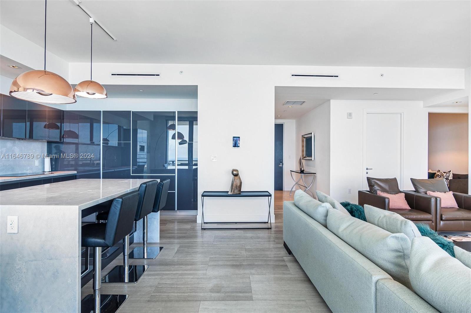 ECHO BRICKELL CONDO - Residential