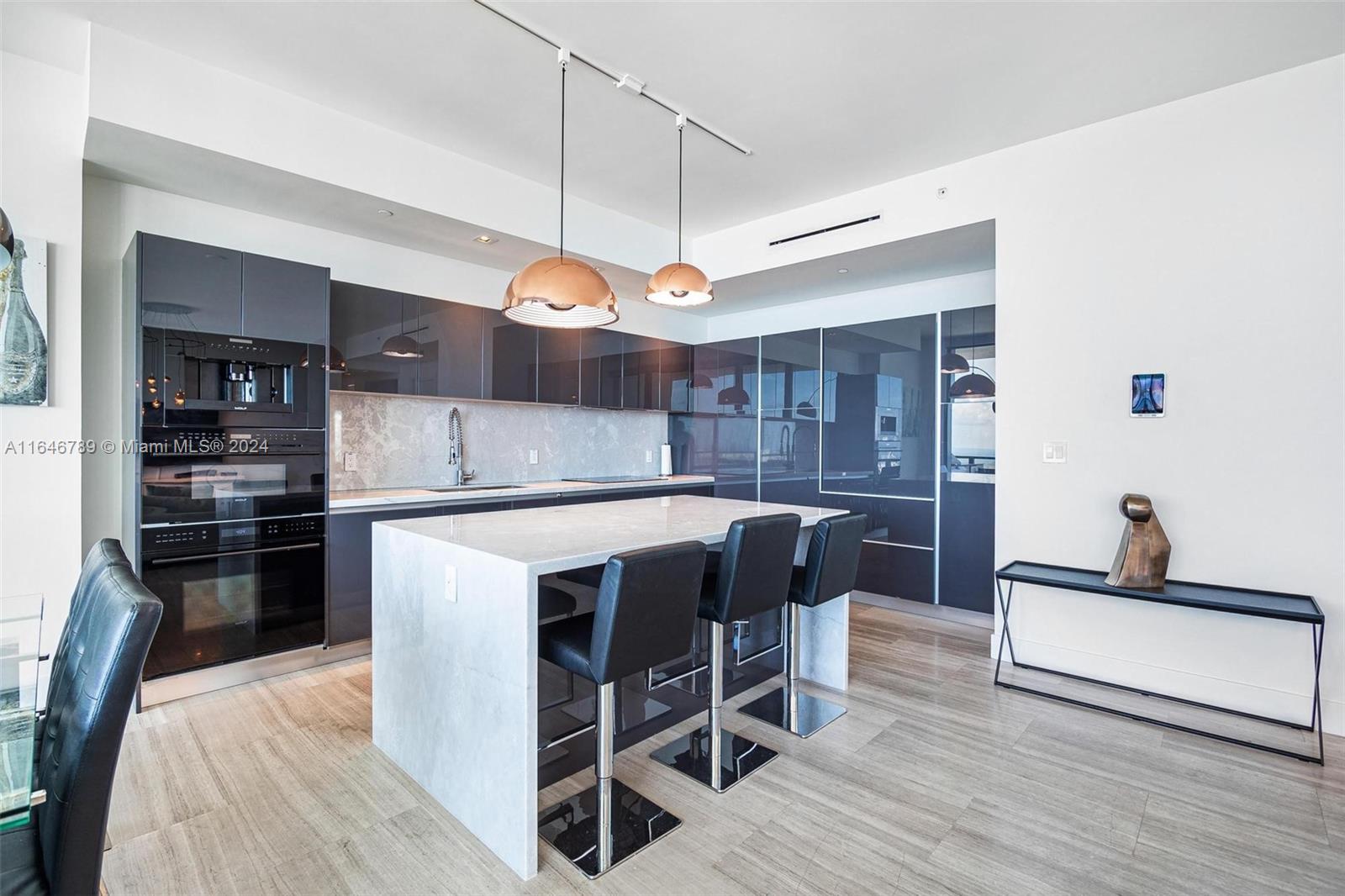 ECHO BRICKELL CONDO - Residential