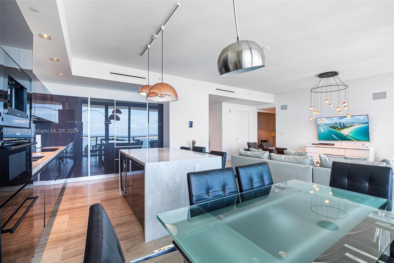 ECHO BRICKELL CONDO - Residential