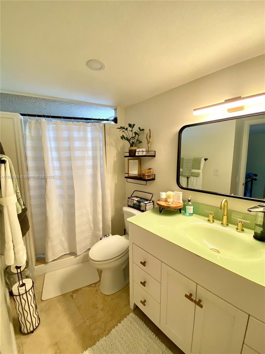 4600 SW 67th Ave 240