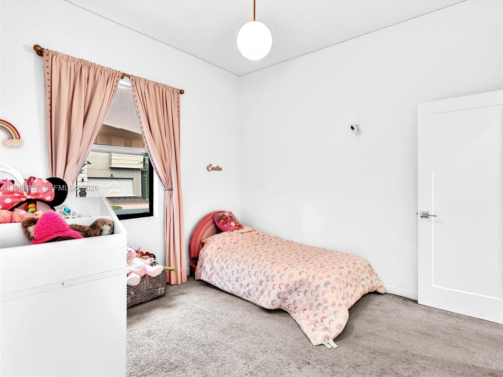 WHISPERING OAKS - Residential Lease