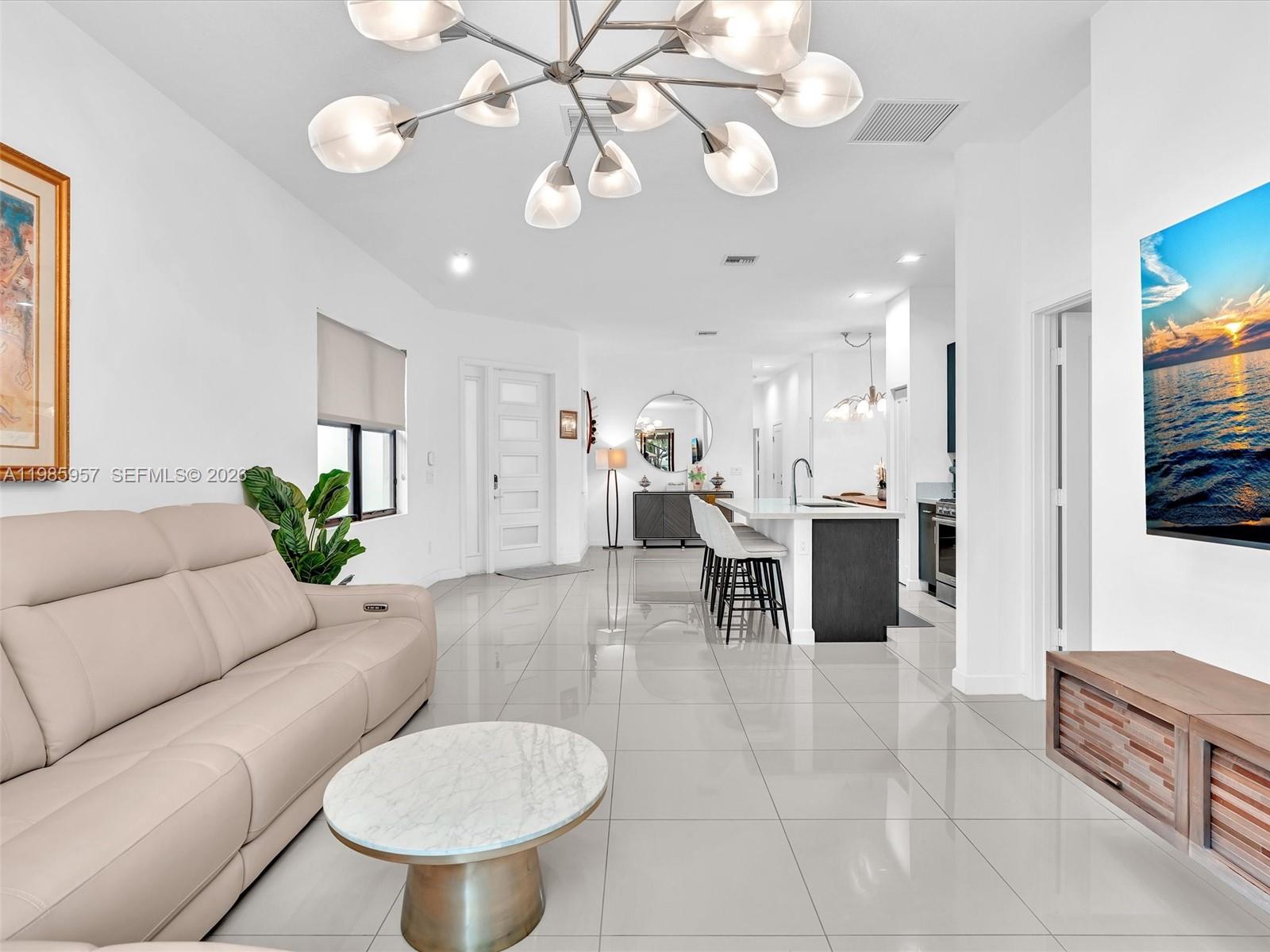 WHISPERING OAKS - Residential Lease