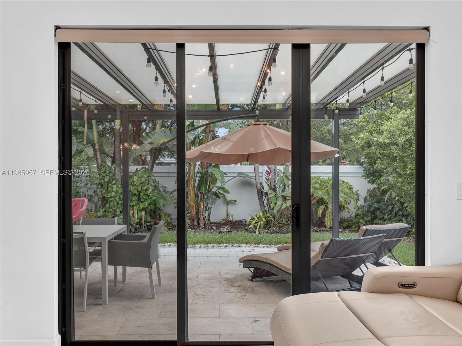 WHISPERING OAKS - Residential Lease