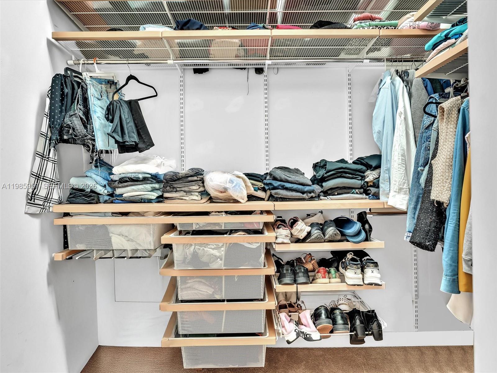 WHISPERING OAKS - Residential Lease