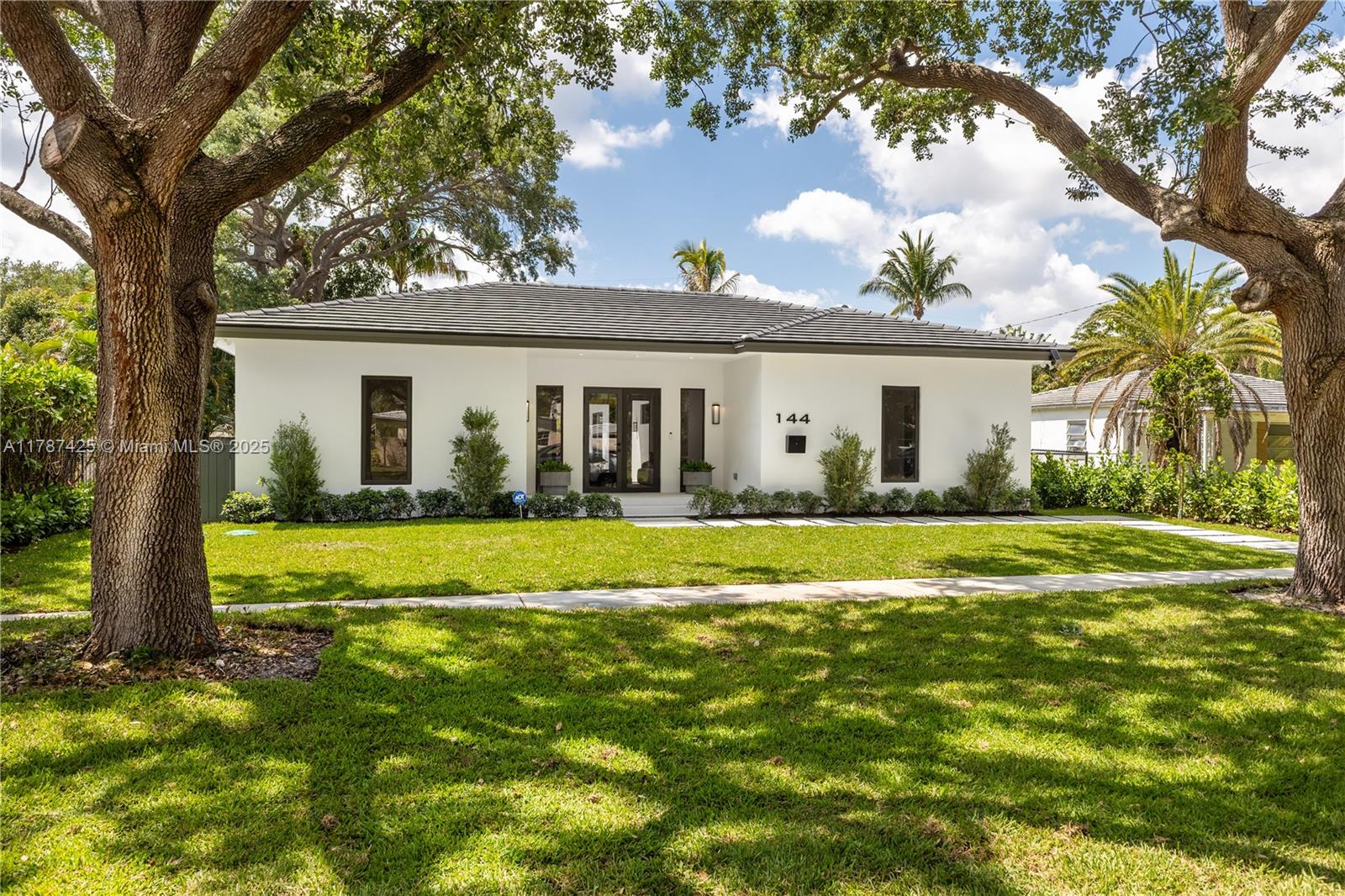 Property for Sale at 144 Nw 110th St, Miami Shores, Miami-Dade County, Florida - Bedrooms: 4 
Bathrooms: 4  - $2,700,000
