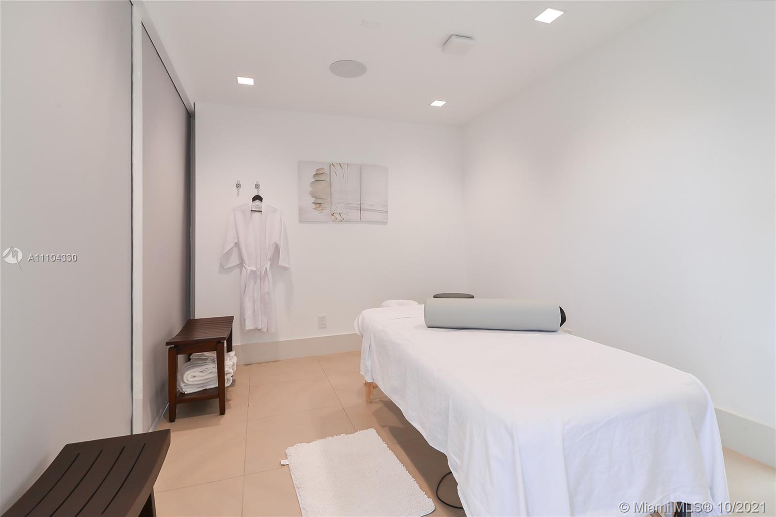 POINT OF AMERICAS - Residential Lease