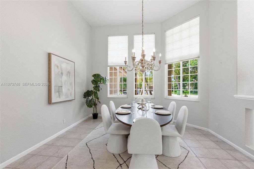 Photo of 158 Dockside Cir, Weston, FL 33327 (MLS # A11973748)