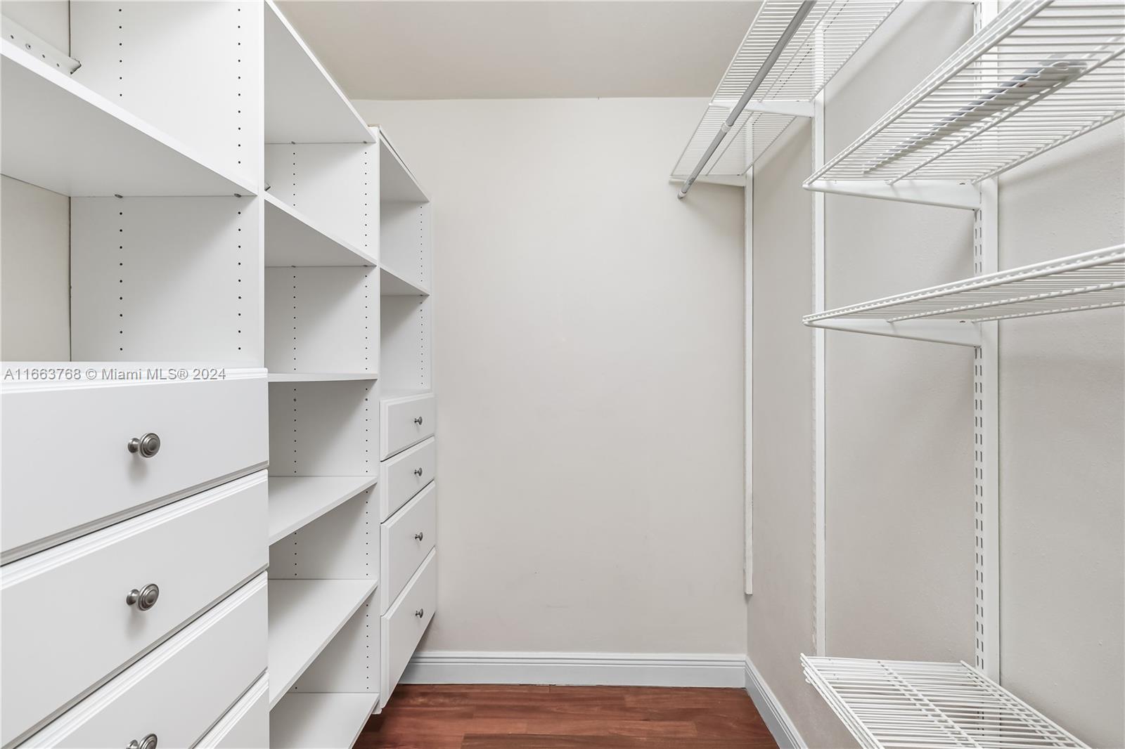 LA GORCE GOLF SUB - Residential