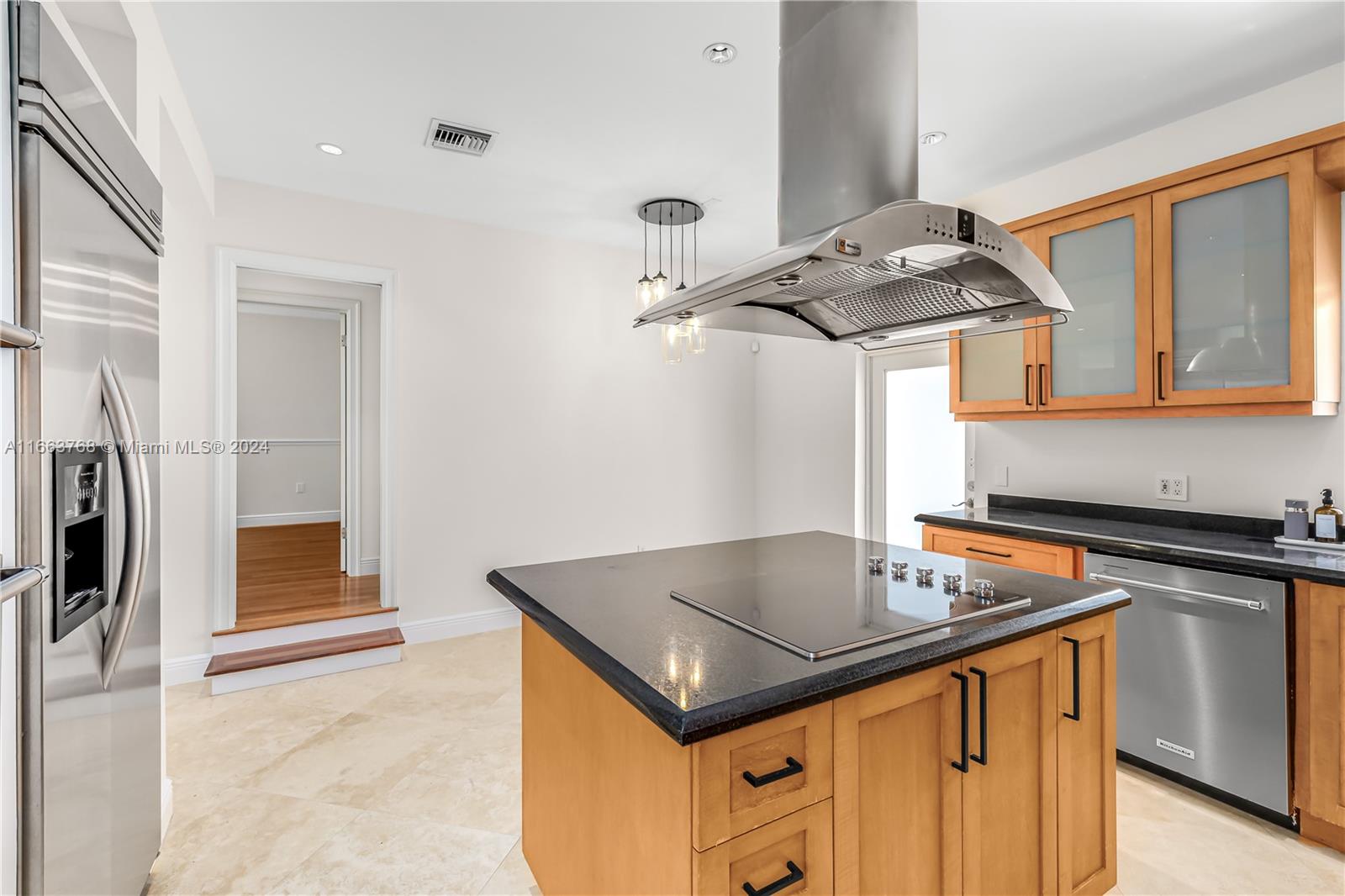 LA GORCE GOLF SUB - Residential