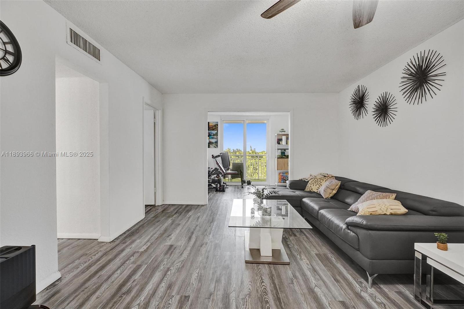 HARBOUR POINTE OF MIAMI C - Residential