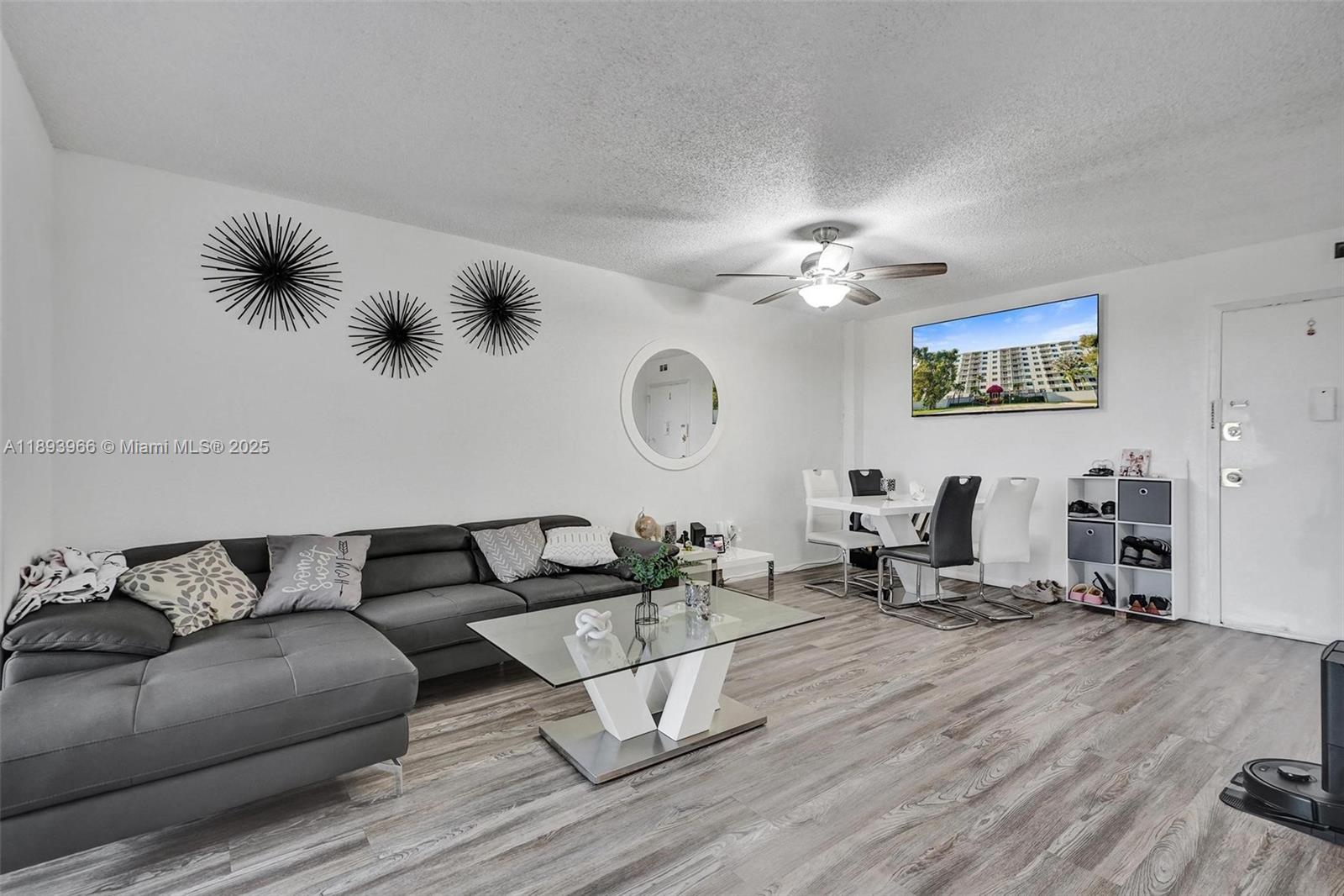 HARBOUR POINTE OF MIAMI C - Residential