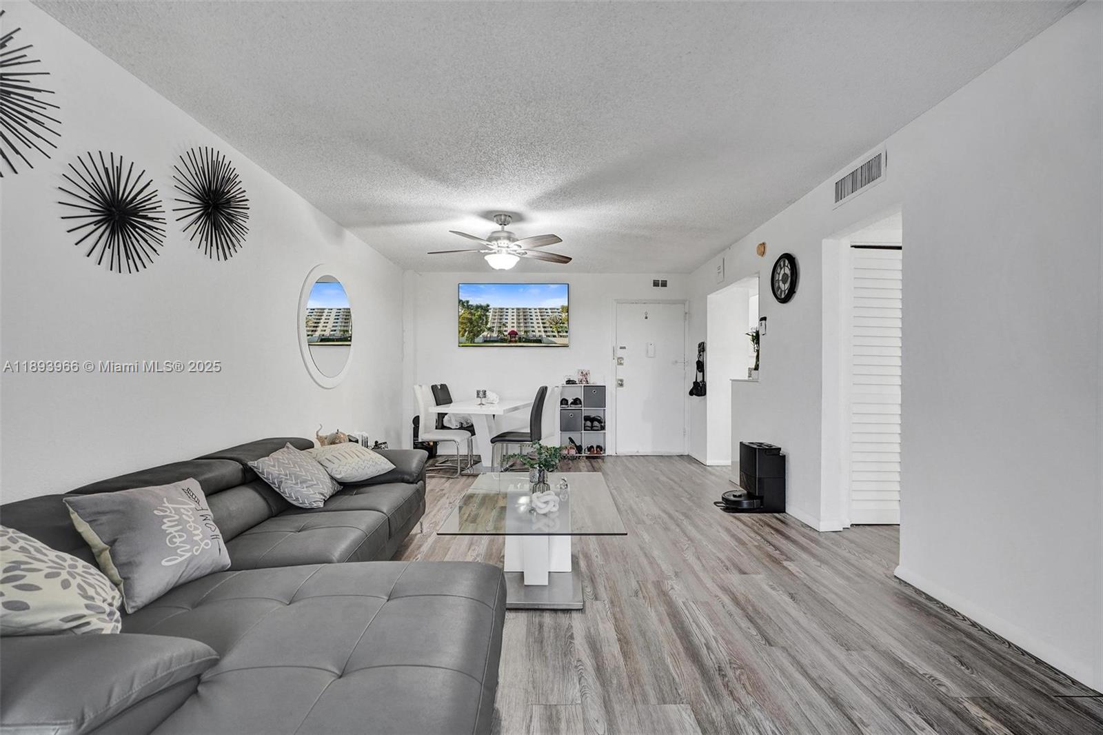 HARBOUR POINTE OF MIAMI C - Residential