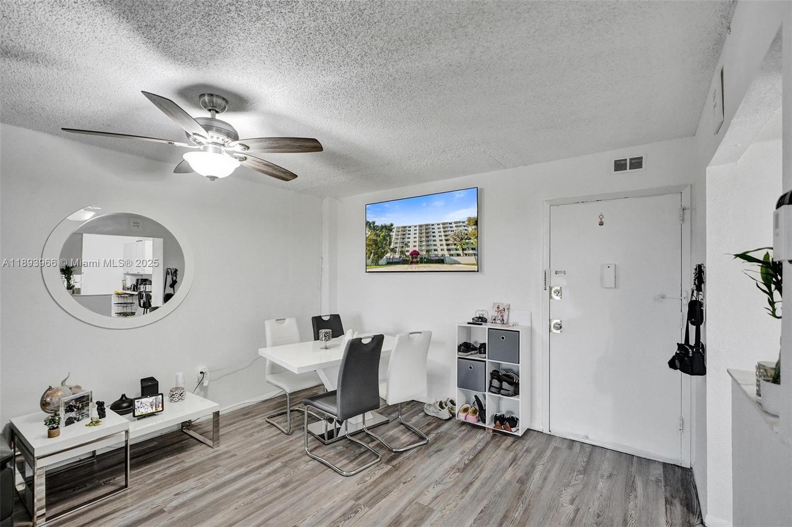 HARBOUR POINTE OF MIAMI C - Residential
